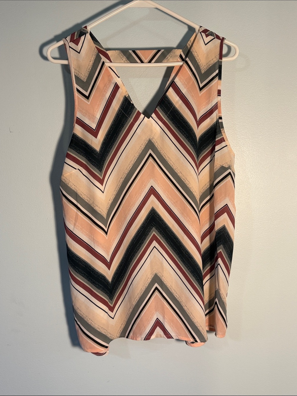 Maurices Sleeveless Chevron V-Neck Tank in Peach, Black & Maroon